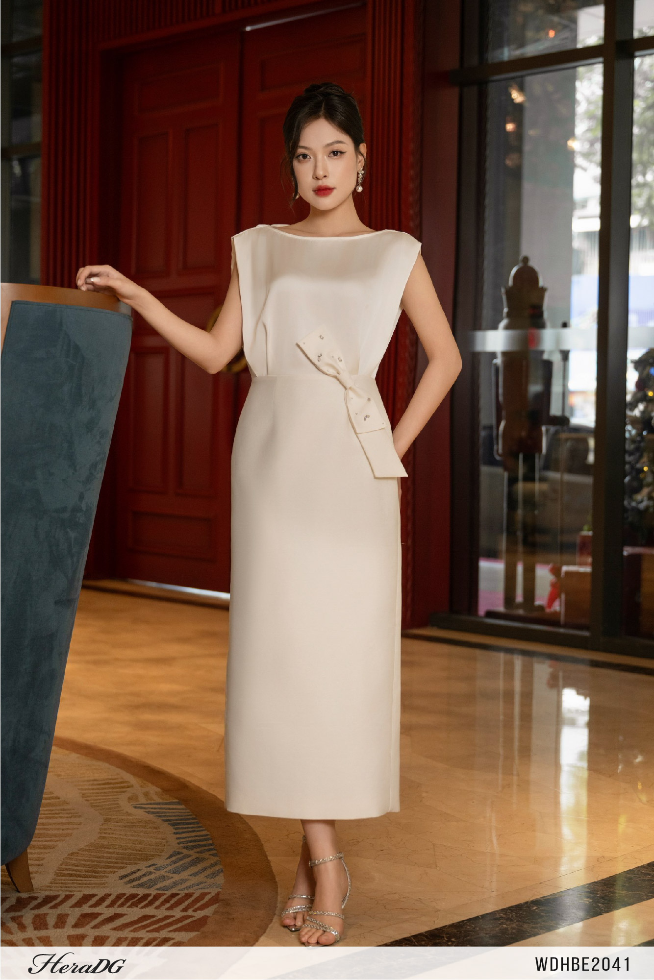 Ảnh của Đầm tafta phối lụa đính nơ eo